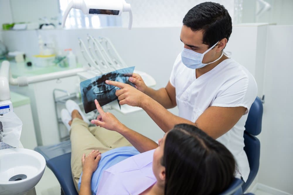 Dental Clinic in Indirapuram Offering Advanced Treatments