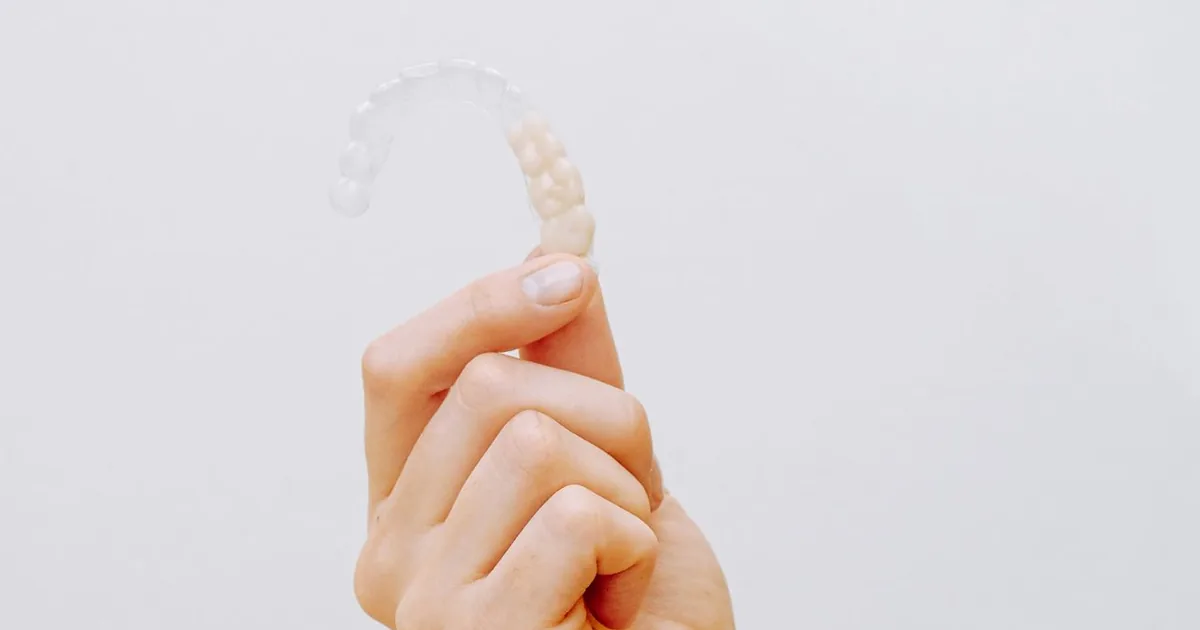 Crooked Teeth in Indirapuram: Can They Be Fixed Without Braces?