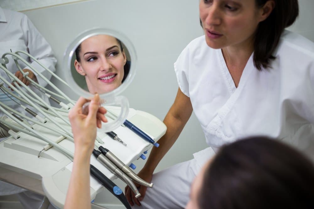 Cosmetic Dentist Near Me for Smile Makeovers in Indirapuram