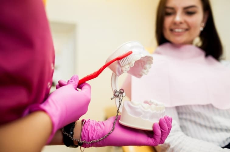 Top Dental Services in Indirapuram for Your Perfect Smile