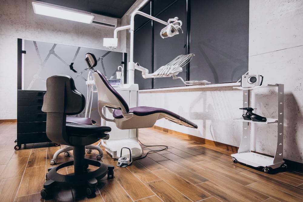 Pediatric Dentist Near Me in Indirapuram for Child Dental Care