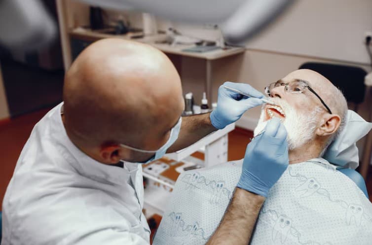 Root Canal Near Me in Indirapuram with Expert Dental Care