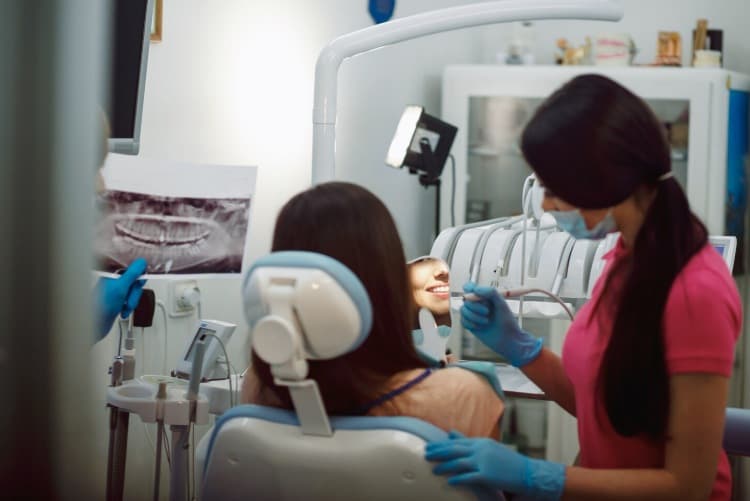 Affordable Dental Services in Indirapuram