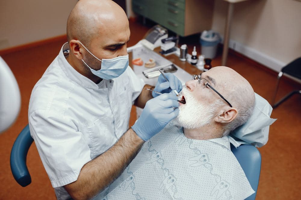 Best Cosmetic Dentist Near Me for Teeth Whitening & Veneers