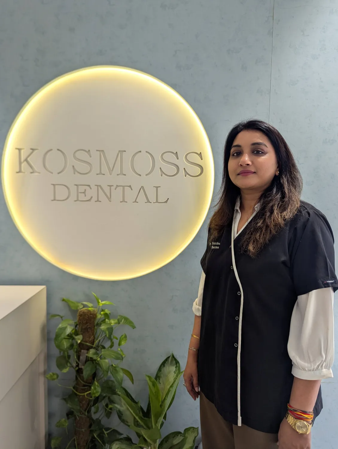 Dr. Varnica Sharrma at Kosmoss Dental reception, Indirapuram Ghaziabad